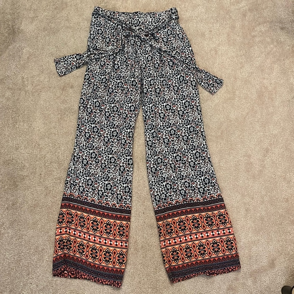 Women's/girl's Sim Sam casual pants from India. Sz Small, but fit like X-Small.